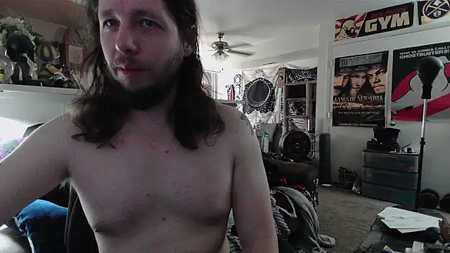 biggerisbetter12 online show from 04/12/26, 02:20