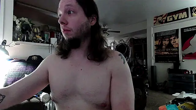 biggerisbetter12 online show from 11/06/25, 08:46