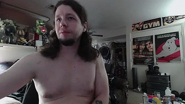 biggerisbetter12 online show from 02/16/26, 03:32