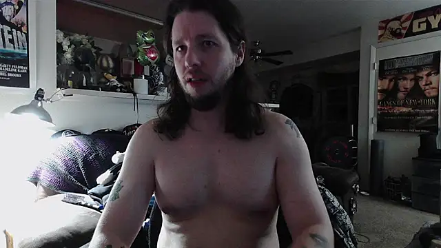 biggerisbetter12 online show from 03/19/26, 06:57