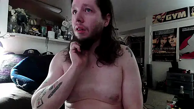 biggerisbetter12 online show from 11/26/25, 07:47