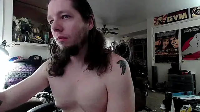 biggerisbetter12 online show from 10/18/25, 09:50