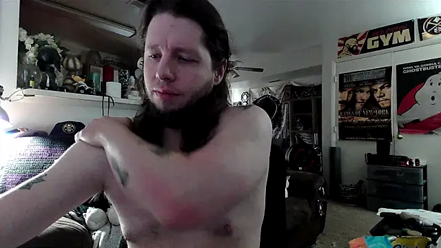 biggerisbetter12 online show from 11/04/25, 05:50