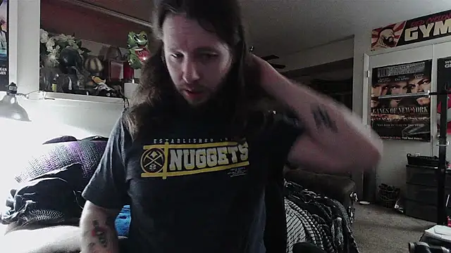 biggerisbetter12 online show from 04/08/26, 05:31