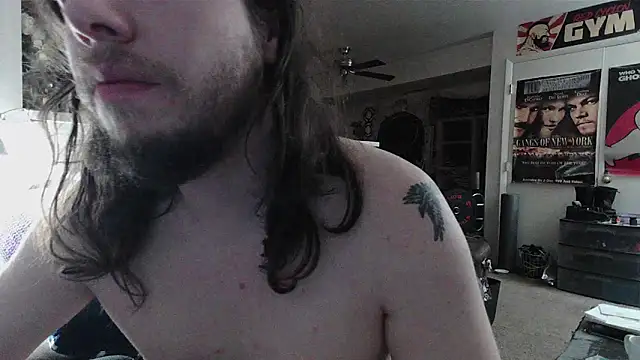 biggerisbetter12 online show from 04/10/26, 02:51