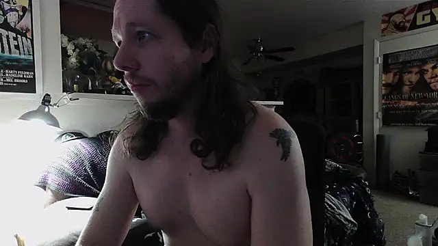 biggerisbetter12 online show from 03/21/26, 03:41