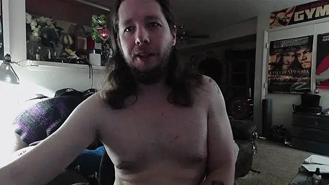 biggerisbetter12 online show from 04/17/26, 02:03