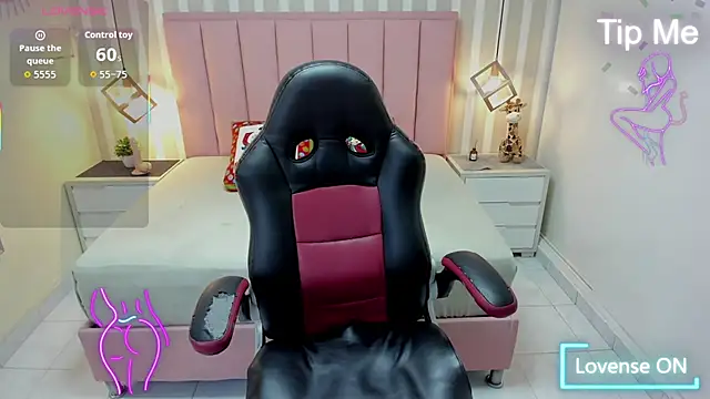 DARIAJACKSON online show from 12/18/25, 07:40