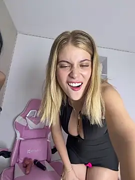  Alicee 1 online show from 03/19/26, 12:43