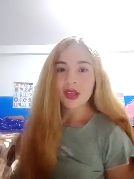 Snapshot of Lana_pohenix chatting on 11/06/25, 01:42 Lana pohenix online show from 11/06/25, 01:42
