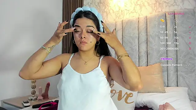 goddessfeetxx online show from 11/22/25, 09:35