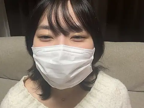 Snapshot of pinkudayo_girl chatting on 10/28/25, 04:17 pinkudayo girl online show from 10/28/25, 04:17