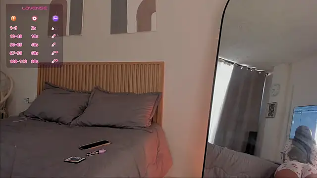 Little Emma 11 online show from 02/11/26, 01:22