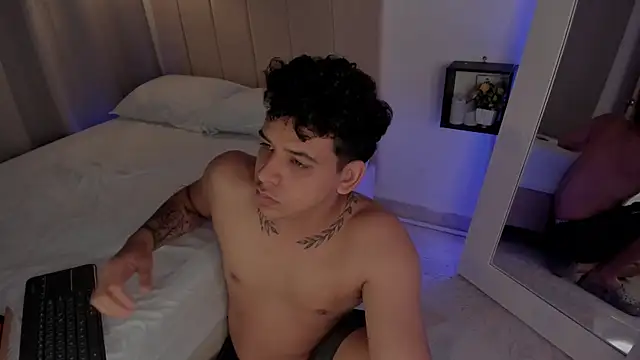 Little Emma 11 online show from 10/23/25, 02:16