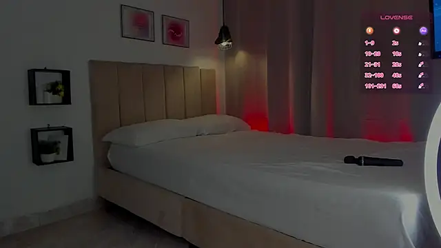 Little Emma 11 online show from 10/29/25, 01:21