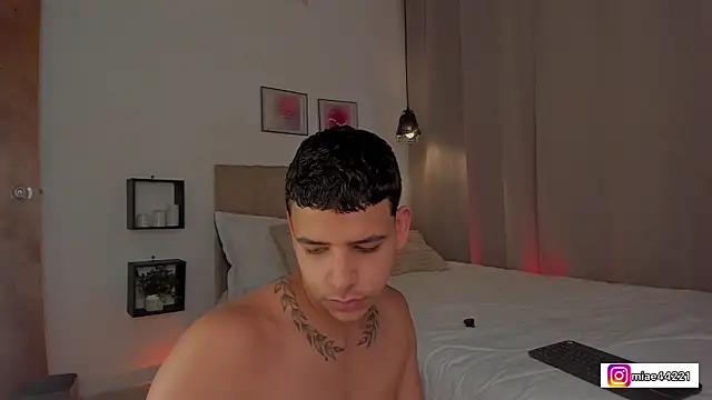 Little Emma 11 online show from 01/12/26, 12:34