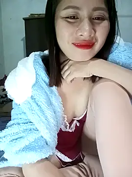 Snapshot of Chmdiemd chatting on 11/21/25, 04:28 Chmdiemd online show from 11/21/25, 04:28