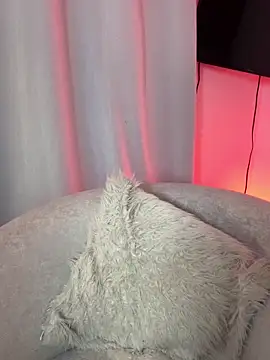 elegant  rouse online show from 03/04/26, 11:34