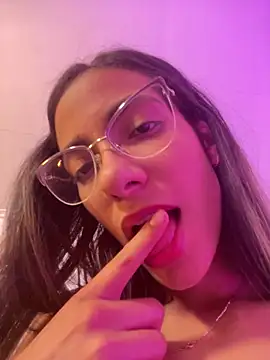 elegant  rouse online show from 02/03/26, 02:53