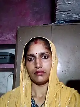 Snapshot of Pooja_shre chatting on 11/03/25, 02:42 Pooja shre online show from 11/03/25, 02:42