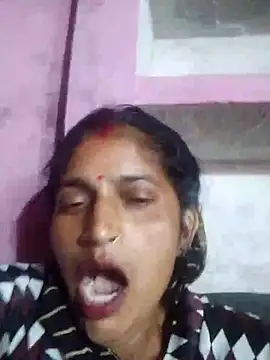 Snapshot of Pooja_shre chatting on 11/08/25, 12:58 Pooja shre online show from 11/08/25, 12:58