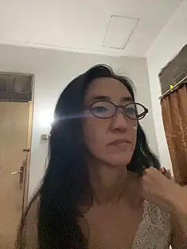 princessD077 online show from 11/20/25, 05:46