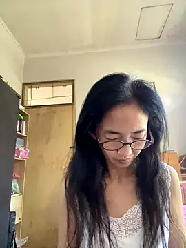 princessD077 online show from 10/17/25, 06:39