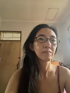 princessD077 online show from 11/05/25, 02:03