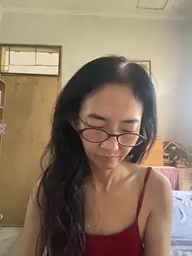 princessD077 online show from 10/19/25, 01:52