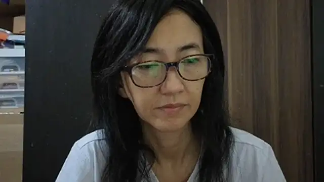 Snapshot of princessD077 chatting on 07/18/26, 04:48 princessD077 online show from 07/18/26, 04:48