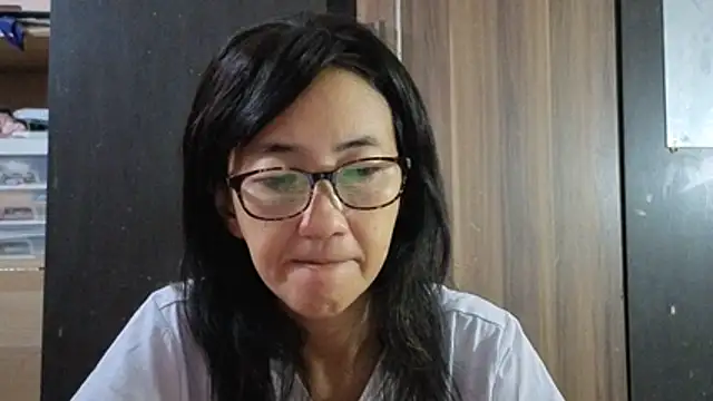 Snapshot of princessD077 chatting on 07/03/26, 04:35 princessD077 online show from 07/03/26, 04:35