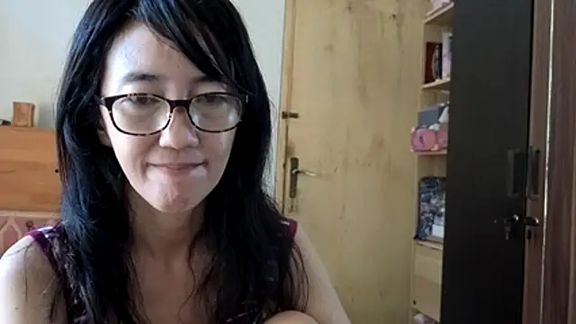Snapshot of princessD077 chatting on 06/27/26, 04:51 princessD077 online show from 06/27/26, 04:51
