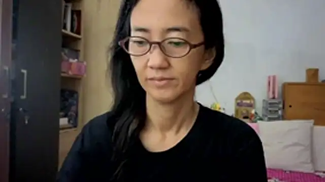 princessD077 online show from 02/05/26, 10:49