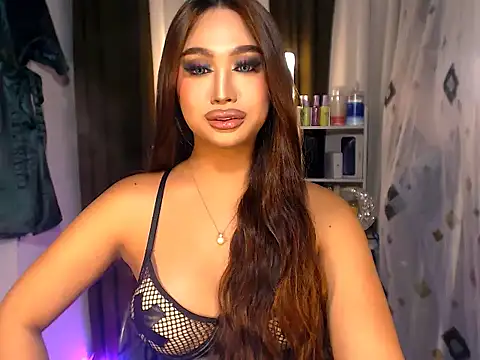 Snapshot of BigBrownCock_Candice chatting on 02/26/26, 05:57 BigBrownCock Candice online show from 02/26/26, 05:57