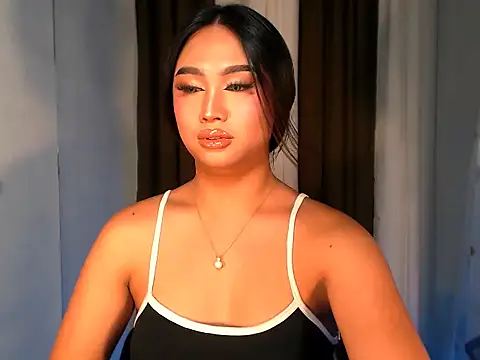 Snapshot of BigBrownCock_Candice chatting on 12/03/25, 06:51 BigBrownCock Candice online show from 12/03/25, 06:51