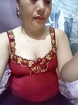 Snapshot of Sinhlinh2020 chatting on 05/24/26, 03:28 Sinhlinh2020 online show from 05/24/26, 03:28