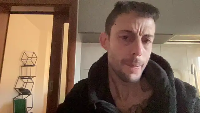 Snapshot of Drgghjkkk chatting on 02/25/26, 07:19 Drgghjkkk online show from 02/25/26, 07:19