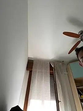 Snapshot of Drgghjkkk chatting on 03/02/26, 10:33 Drgghjkkk online show from 03/02/26, 10:33