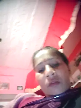 OliveGreen22 online show from 11/26/25, 05:18