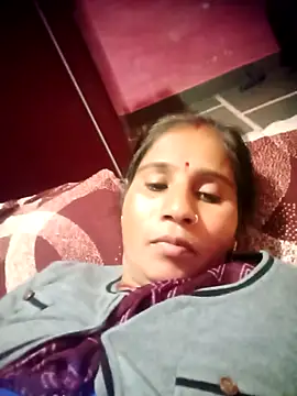 OliveGreen22 online show from 11/20/25, 07:09