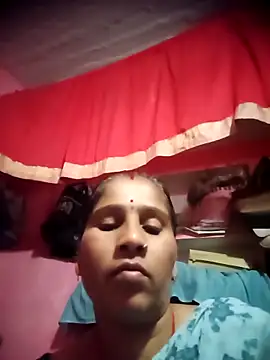 OliveGreen22 online show from 11/01/25, 05:47