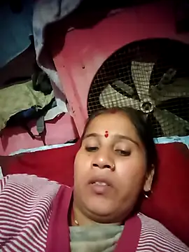 OliveGreen22 online show from 12/19/25, 08:17