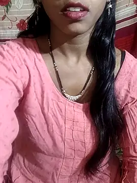Itz Aisha   online show from 03/18/26, 06:16