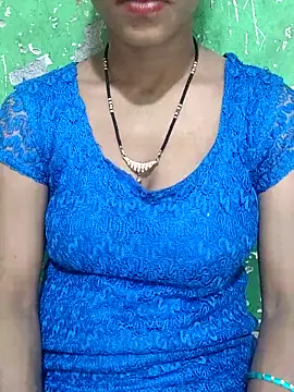 Itz Aisha   online show from 03/02/26, 08:43