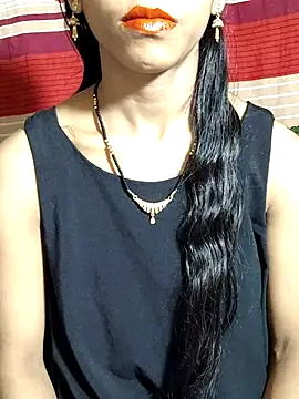 Itz Aisha   online show from 11/05/25, 06:05