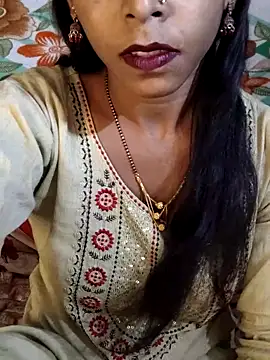 Snapshot of Itz_Aisha__ chatting on 06/20/26, 05:34 Itz Aisha online show from 06/20/26, 05:34