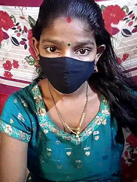 Snapshot of Itz_Aisha__ chatting on 06/14/26, 07:42 Itz Aisha online show from 06/14/26, 07:42