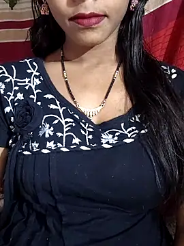 Itz Aisha   online show from 04/02/26, 05:25
