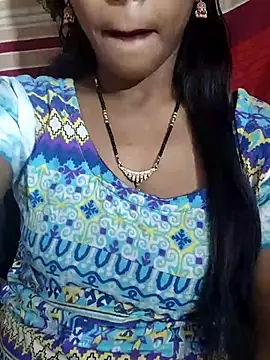 Itz Aisha   online show from 04/03/26, 05:25