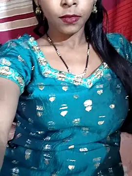 Itz Aisha   online show from 04/15/26, 05:57